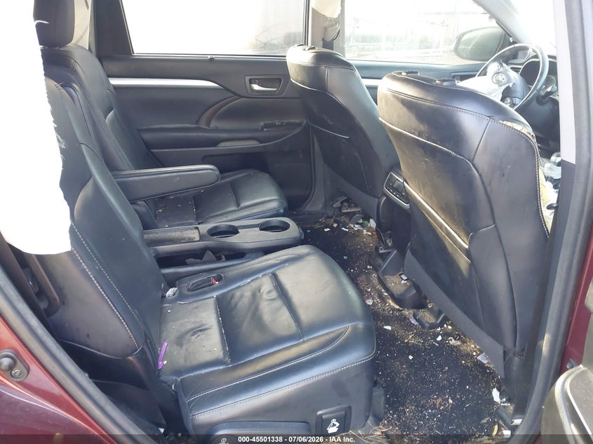 2015 TOYOTA HIGHLANDER auction photo 8