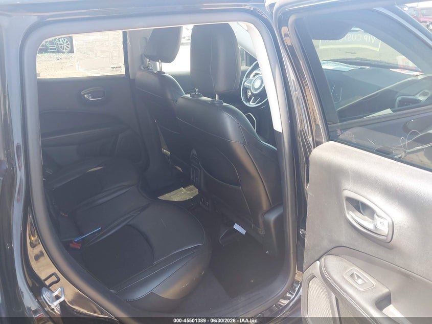 2019 JEEP COMPASS auction photo 8