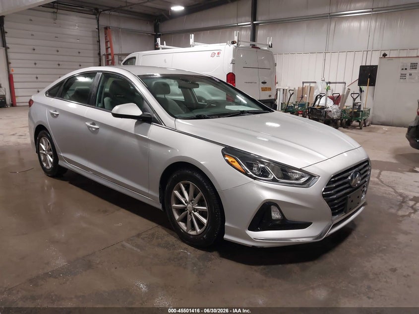 Vin: 5npe24aaxkh803256, lot: 45999632, hyundai sonata eco 2019 img_1