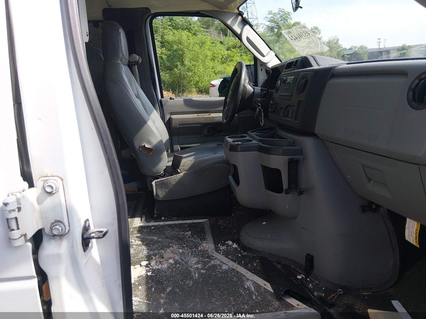 2009 FORD E-150 auction photo 5