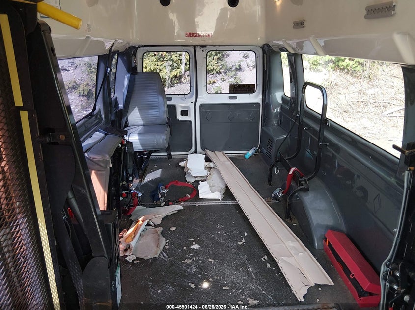 2009 FORD E-150 auction photo 8