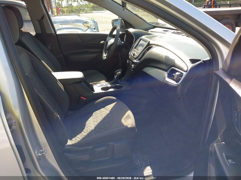 2022 CHEVROLET EQUINOX auction photo 5