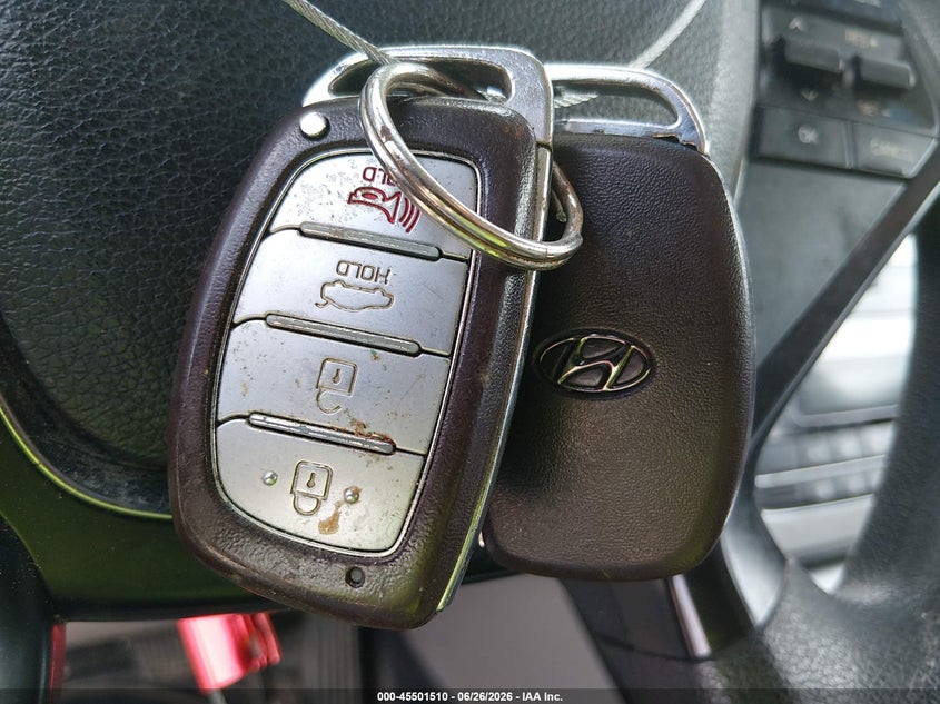 AtlanticExpress - Hyundai Sonata Hybrid