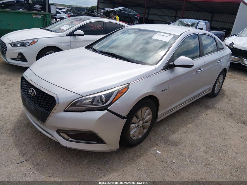 2016 HYUNDAI SONATA HYBRID auction photo 2