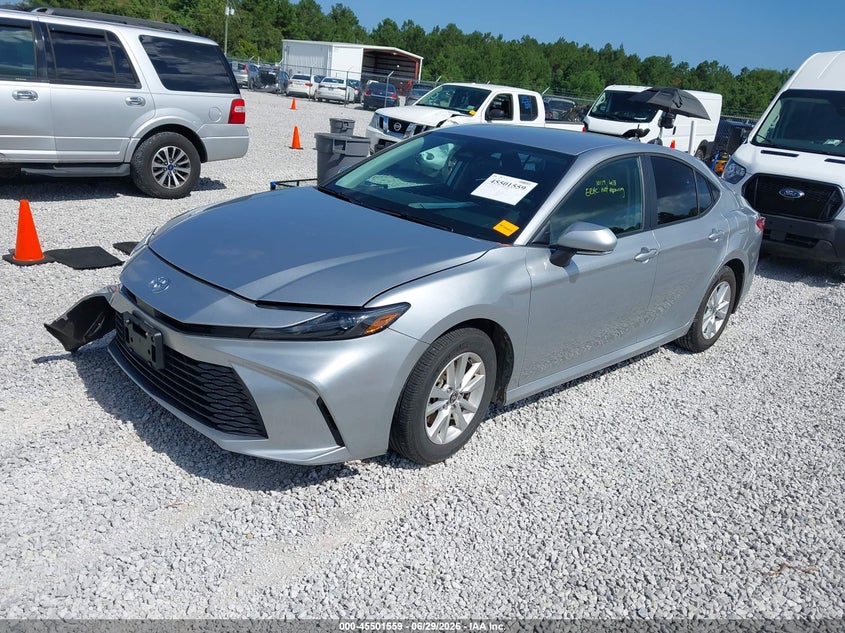 2025 Toyota Camry, Right Front, IAAI, VIN 4T1DAACK8SU588240 — photo 2
