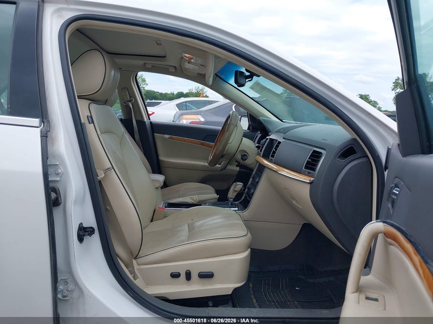 2011 LINCOLN MKZ HYBRID auction photo 5