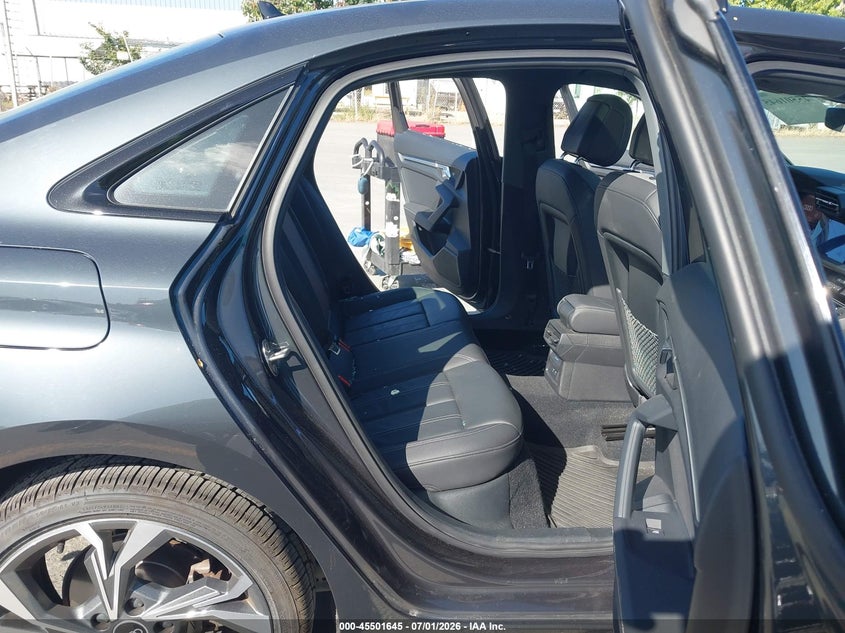 2022 Audi A3 Premium Plus 40 Tfsi Front-Wheel Drive S Tronic VIN: WAUBUDGY2NA019096 Lot: 45501645