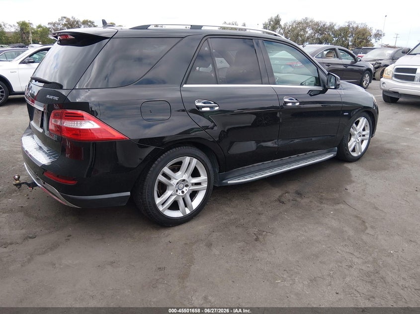 2012 MERCEDES-BENZ ML 350 BLUETEC auction photo 4