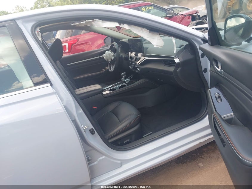 2025 NISSAN ALTIMA auction photo 5