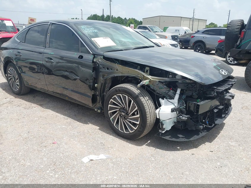 2025 HYUNDAI SONATA HYBRID auction photo 1