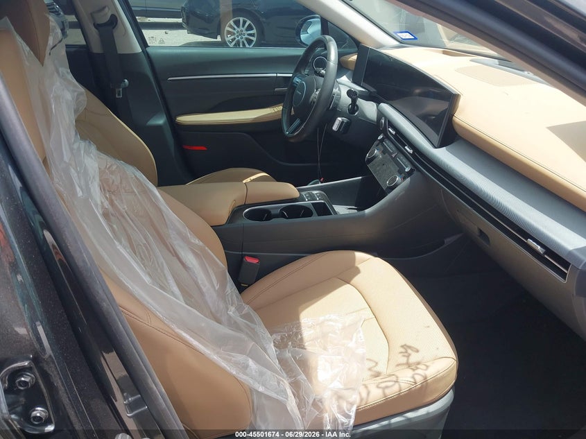 2025 HYUNDAI SONATA HYBRID auction photo 5