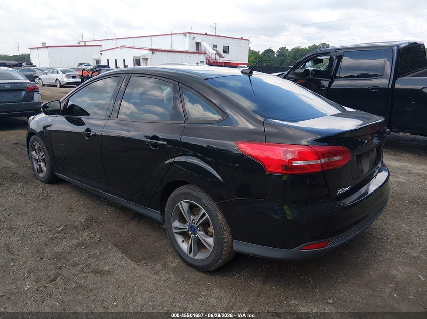 Vin: 1fadp3fe5hl322456, lot: 45999903, ford focus se 20173