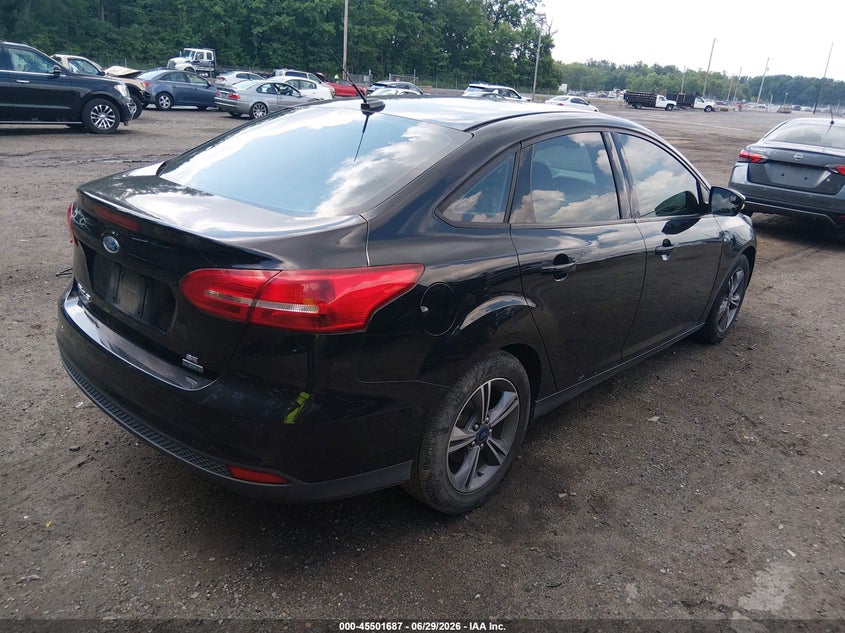 Vin: 1fadp3fe5hl322456, lot: 45999903, ford focus se 20174