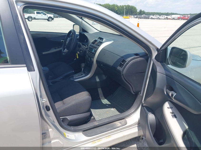 2012 TOYOTA COROLLA auction photo 5