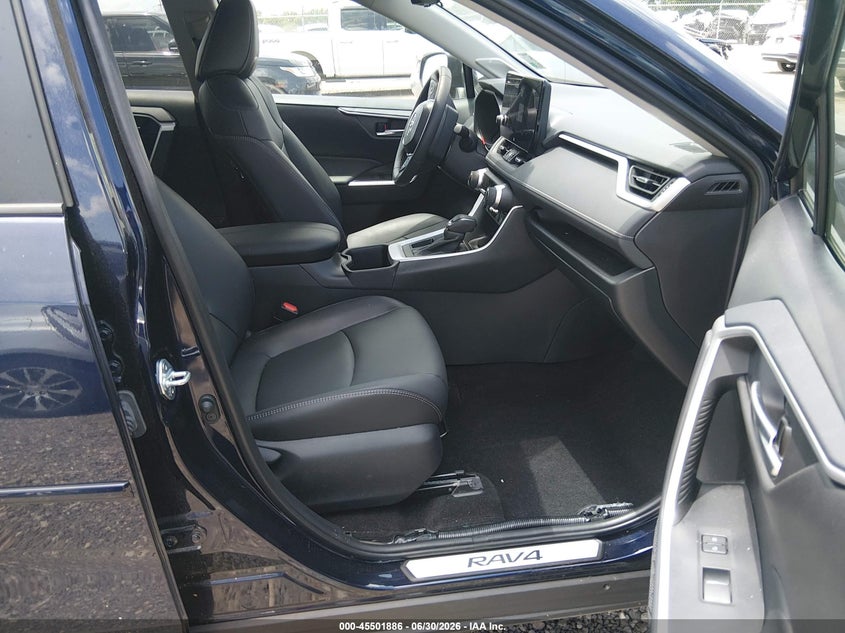 2025 TOYOTA RAV4 auction photo 5