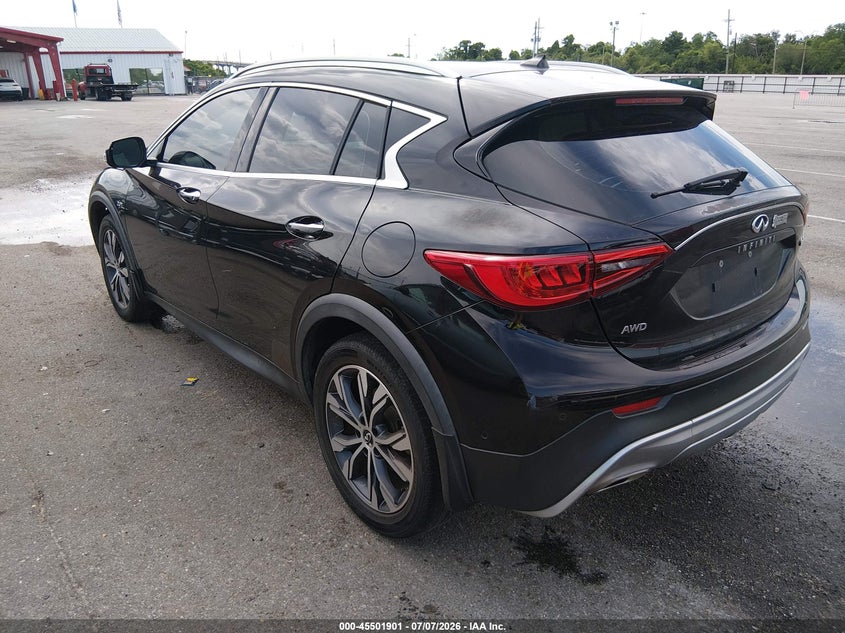 AtlanticExpress - Infiniti QX30