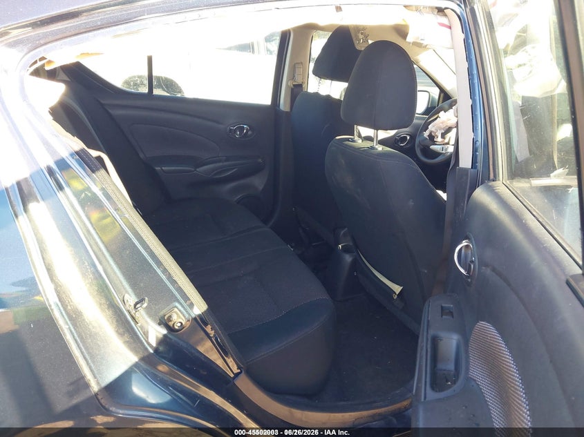 2017 NISSAN VERSA auction photo 8