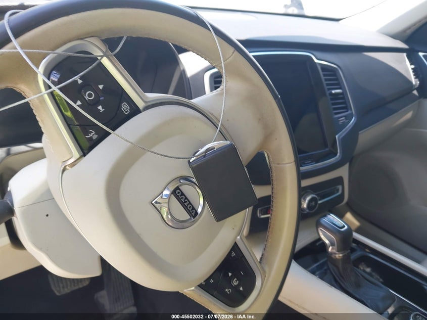 2020 Volvo Xc90 T5 Momentum 7 Passenger VIN: YV4102CK9L1555215 Lot: 45502032