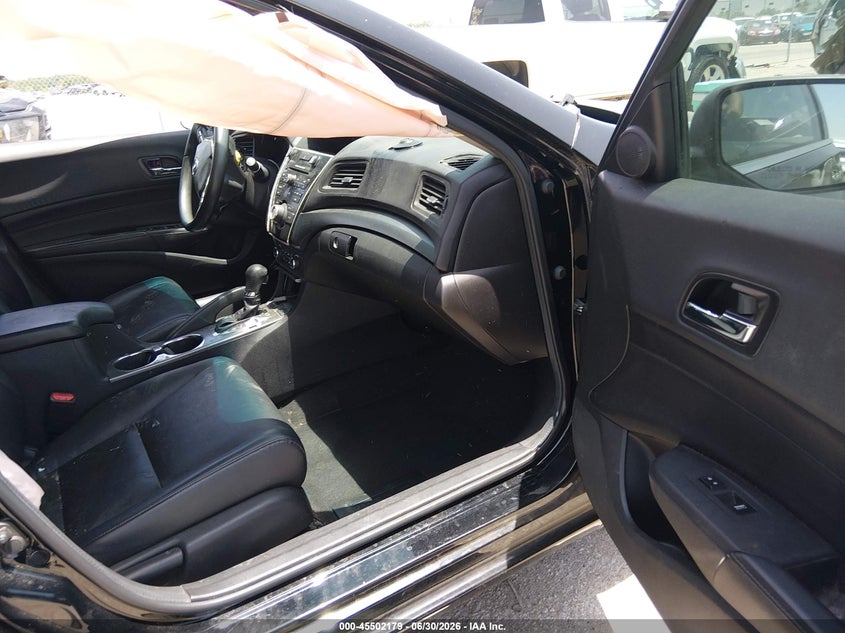 2014 Acura Ilx 2.0L VIN: 19VDE1F55EE002233 Lot: 45502179