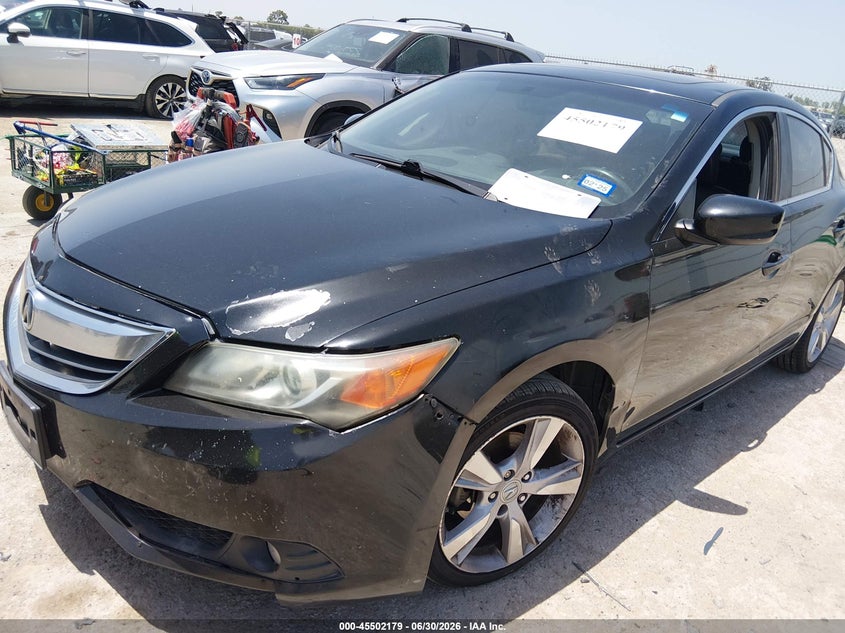 2014 Acura Ilx 2.0L VIN: 19VDE1F55EE002233 Lot: 45502179