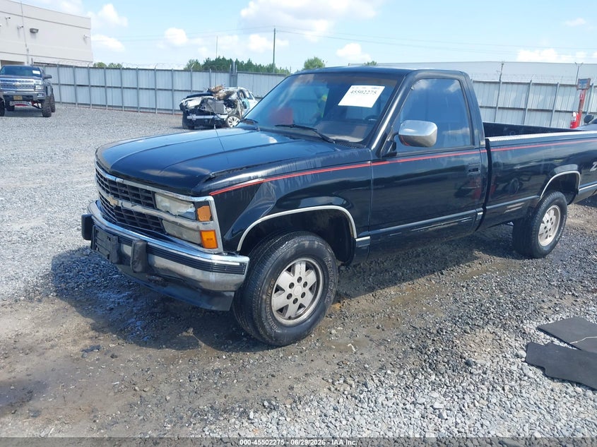 1991 CHEVROLET GMT-400 auction photo 2