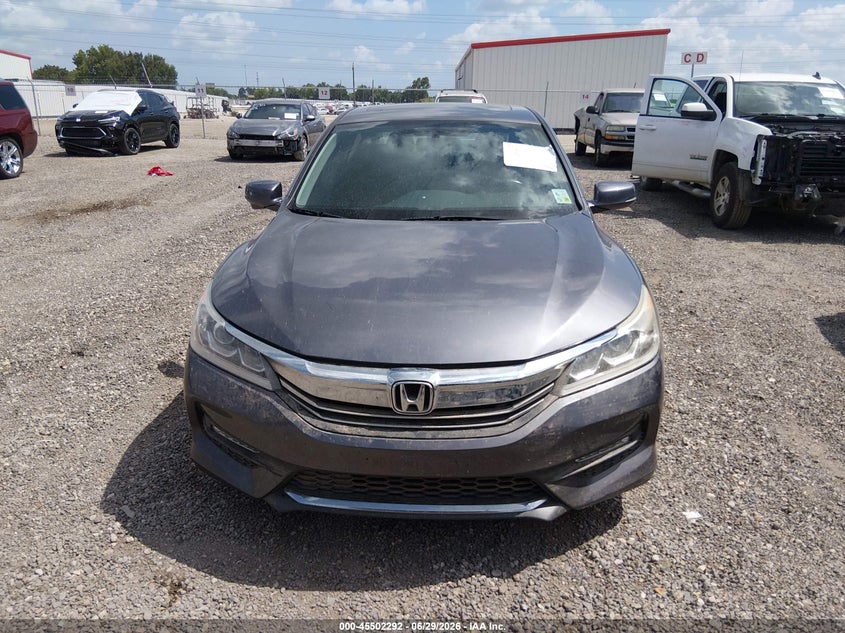 2017 HONDA ACCORD auction photo 6