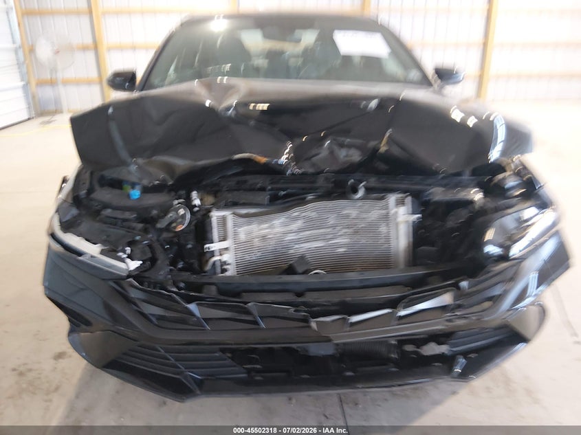 2024 HYUNDAI ELANTRA HYBRID auction photo 6