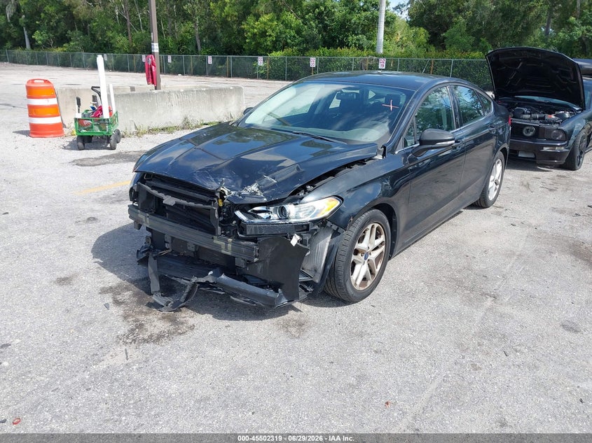 2015 FORD FUSION auction photo 2