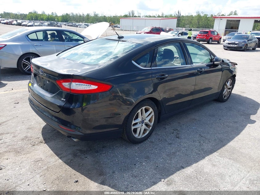 2015 FORD FUSION auction photo 4