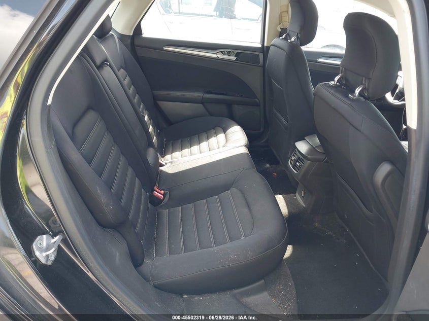 2015 FORD FUSION auction photo 8
