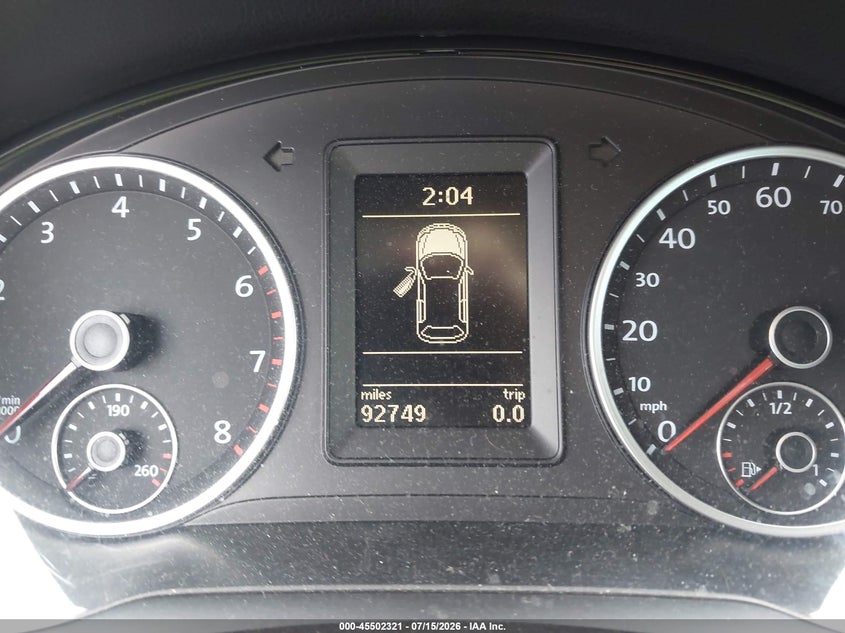 Volkswagen Tiguan - фото 7