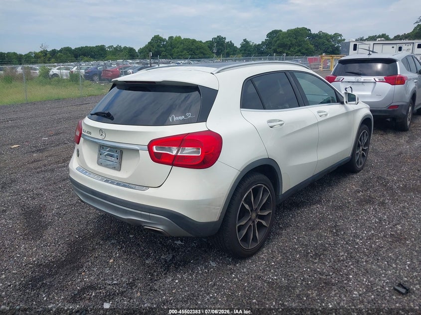 2016 MERCEDES-BENZ GLA 250 auction photo 4
