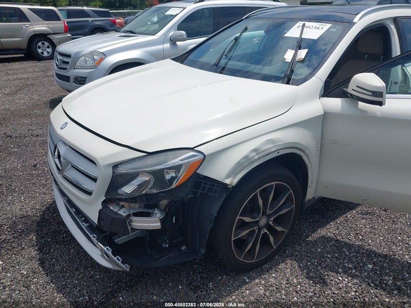 2016 MERCEDES-BENZ GLA 250 auction photo 6