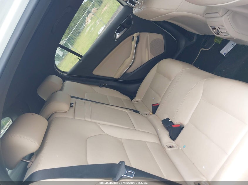 2016 MERCEDES-BENZ GLA 250 auction photo 8