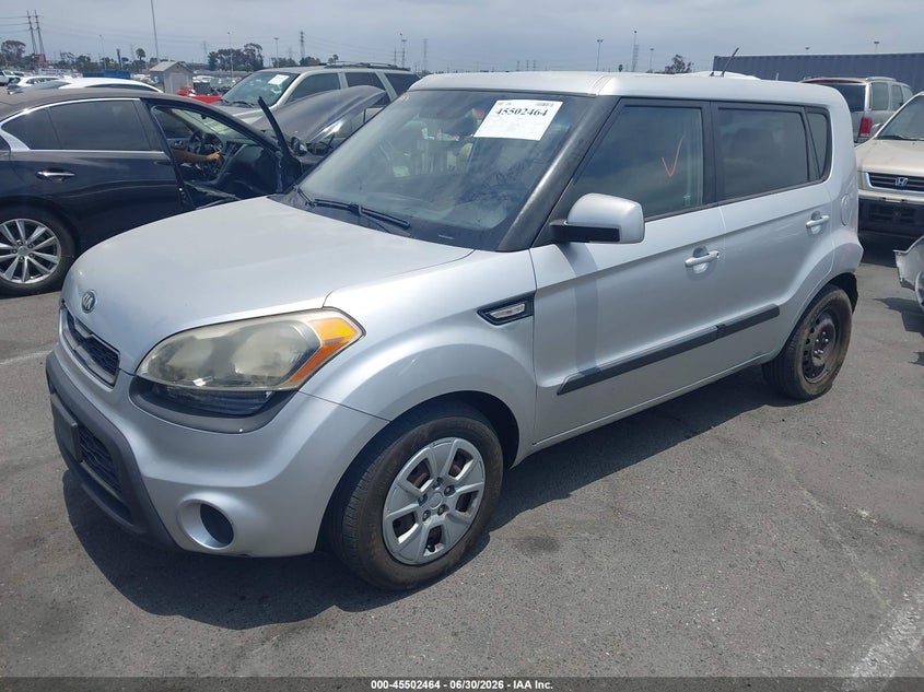 2013 Kia Soul, Rear, IAAI, VIN KNDJT2A51D7542609 — photo 2