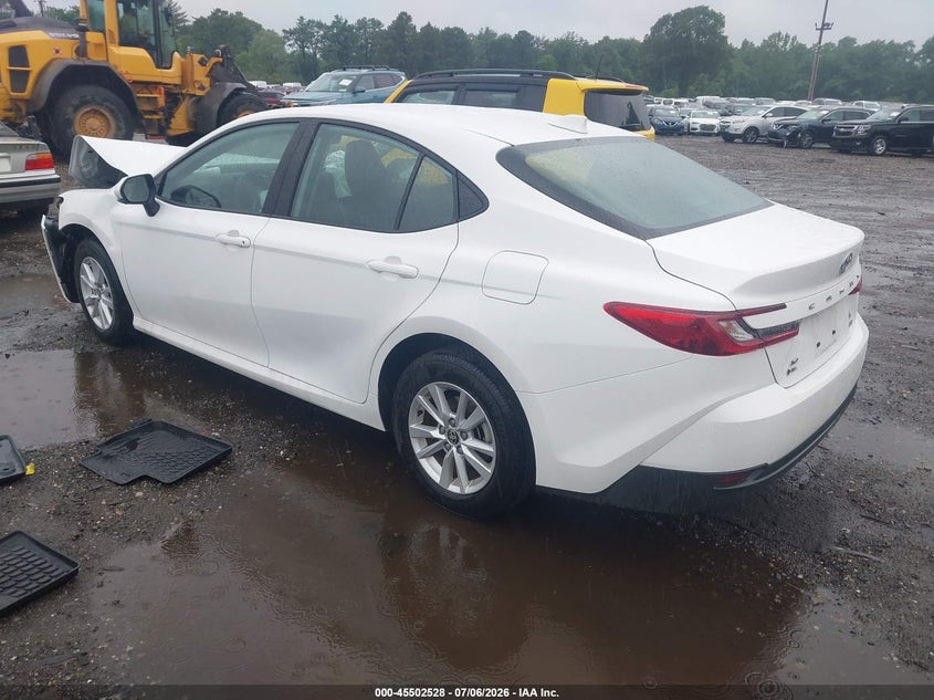 2026 TOYOTA CAMRY auction photo 3