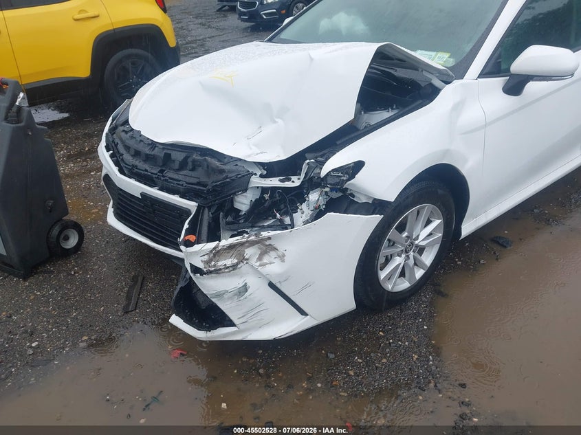 2026 TOYOTA CAMRY auction photo 6
