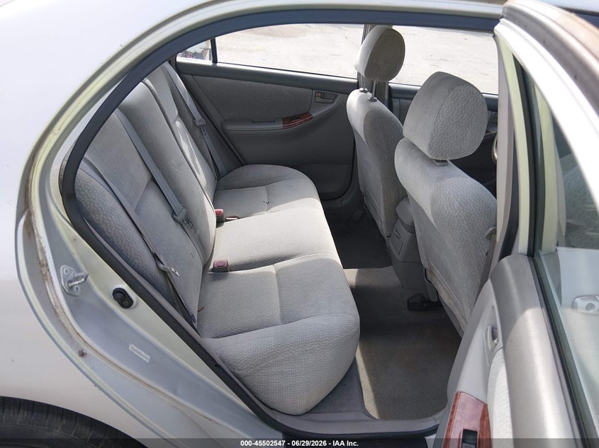 2004 TOYOTA COROLLA auction photo 8