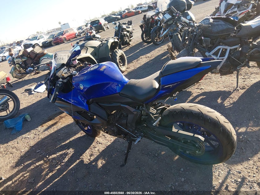 2024 YAMAHA YZFR7 auction photo 3