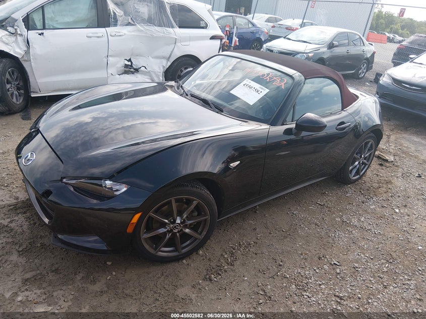 2018 Mazda MX-5, Неизвестно, IAAI, VIN JM1NDAD7XJ0204605 — фото 2