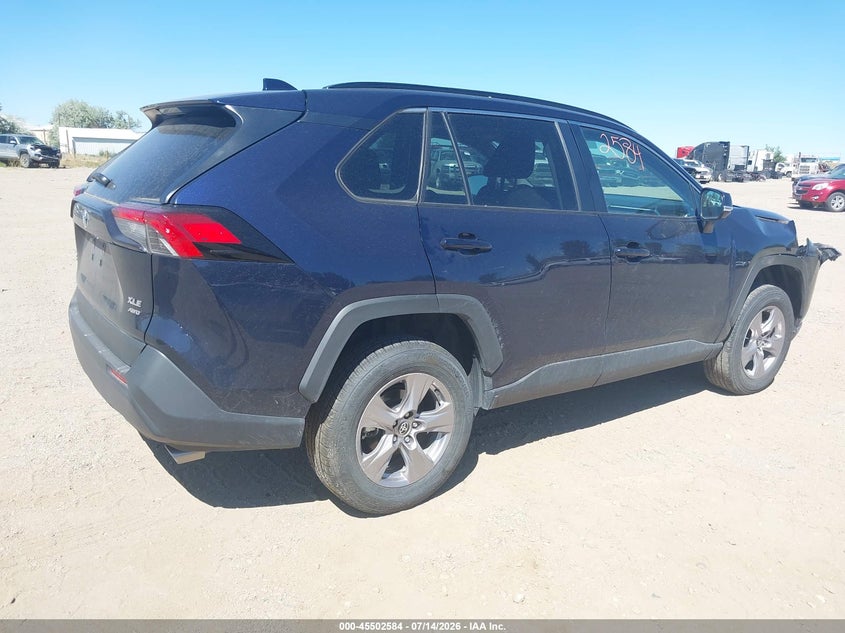 AtlanticExpress - Toyota RAV4