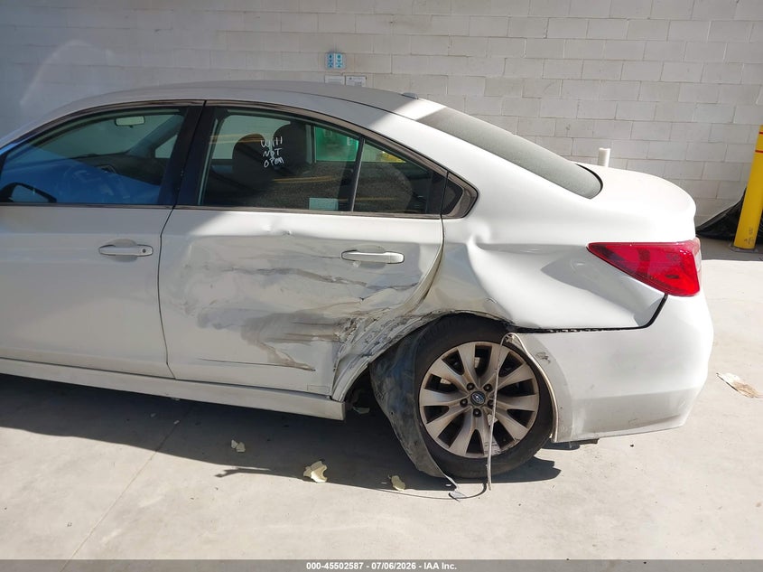 2015 SUBARU LEGACY auction photo 6