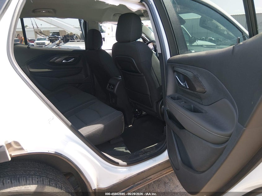 2022 GMC TERRAIN auction photo 8