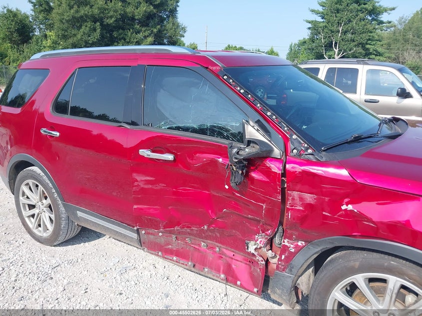2017 FORD EXPLORER auction photo 6