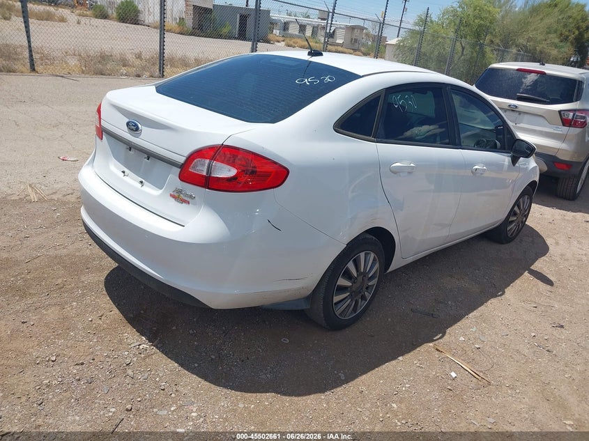 2013 FORD FIESTA auction photo 4