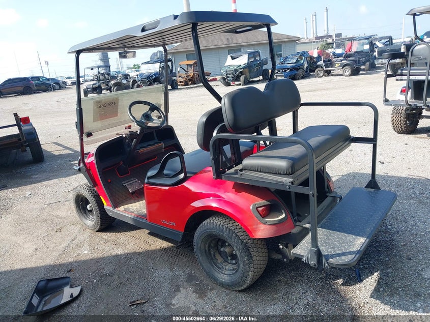 2022 EZ-GO GOLF CART auction photo 3