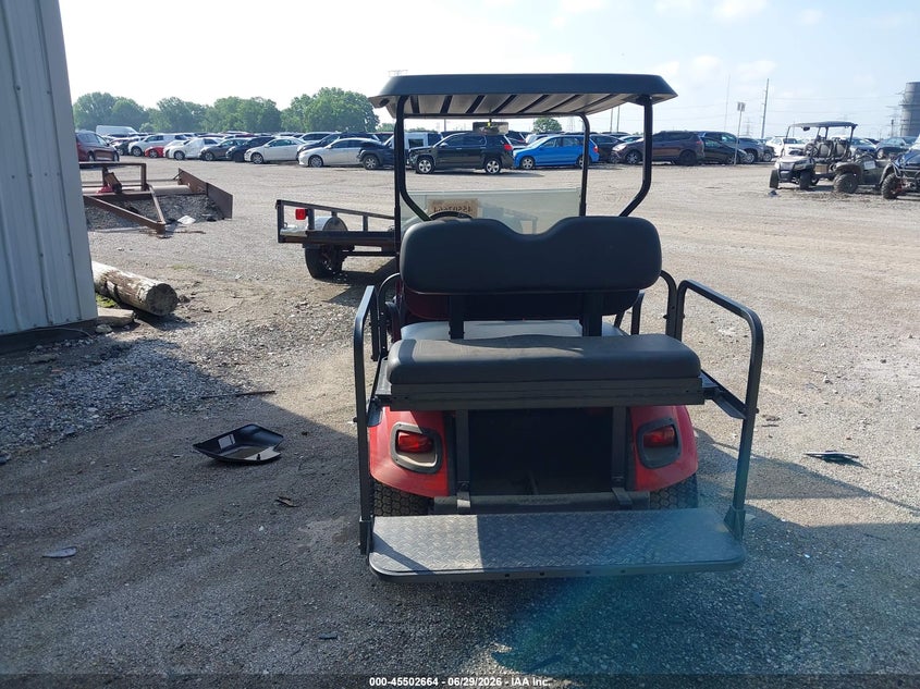 2022 EZ-GO GOLF CART auction photo 6