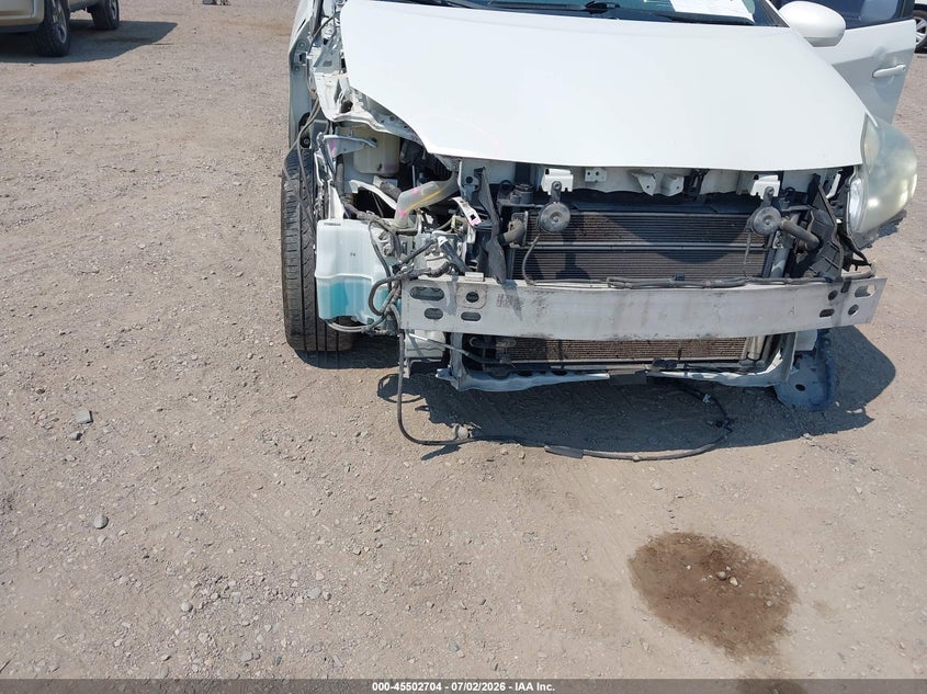 2010 TOYOTA PRIUS auction photo 6