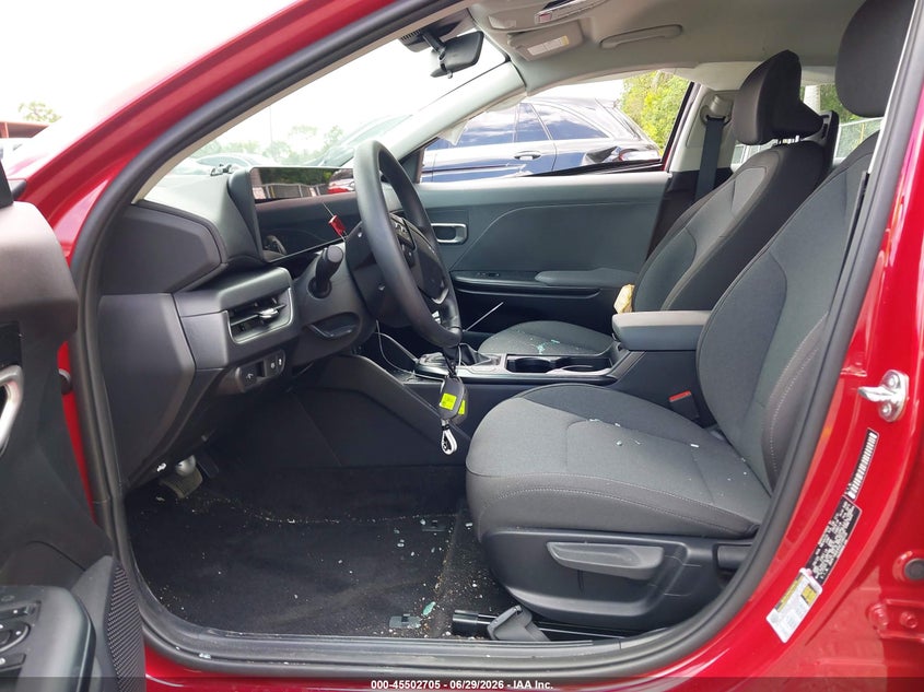 2025 KIA K4 auction photo 5
