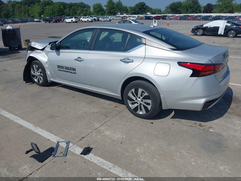 2020 NISSAN ALTIMA auction photo 3